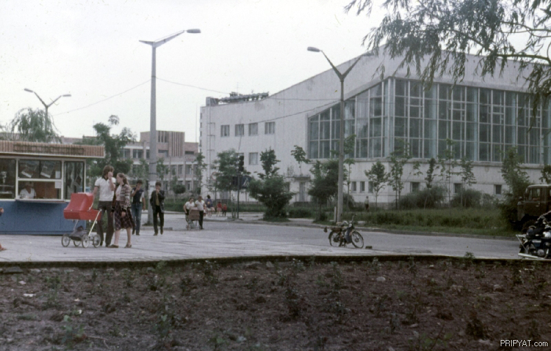 Illustration for article titled Photos Of Everyday Life In Pripyat Before The Chernobyl Disaster